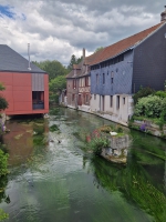 Eau